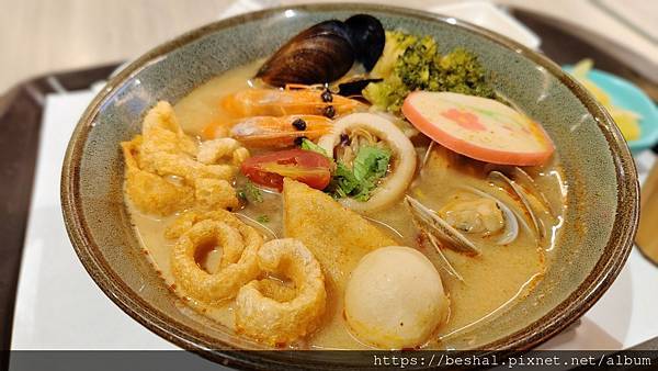 🍴 新竹巨城美食分享|這味泰泰:泰式 X 台灣口味 = 完美 🍴 新竹巨城美食分享|這味泰泰:泰式 X 台灣口味 = 完美