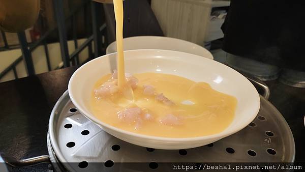 《2025 新北耶誕城美食推薦》蒸天下海鮮蒸氣火鍋活體海鮮