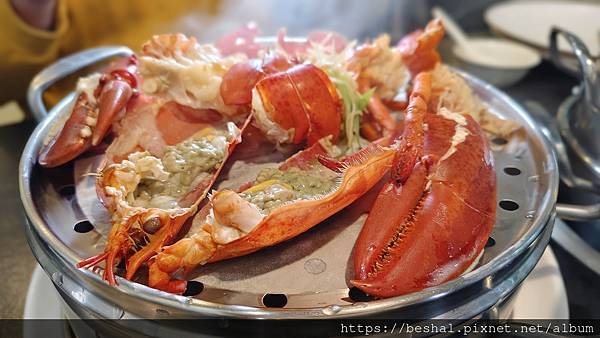 《2025 新北耶誕城美食推薦》蒸天下海鮮蒸氣火鍋活體海鮮