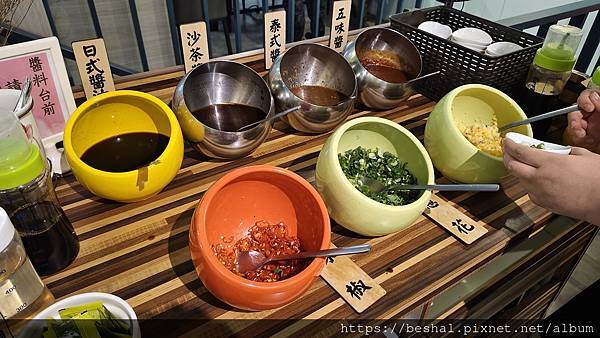 《2025 新北耶誕城美食推薦》蒸天下海鮮蒸氣火鍋活體海