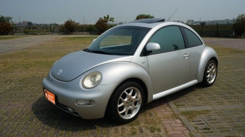 2000年 VW Beetle 銀色 福斯中古車.jpg