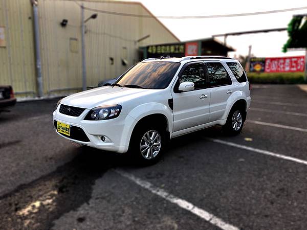 2013年 Ford Escape 白色 福特中古車