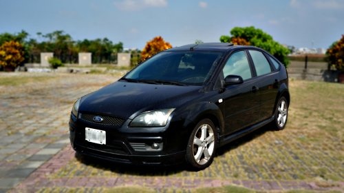 2005年 Ford Focus 黑色 福特中古車 2005年 Ford Focus 黑色 福特中古車