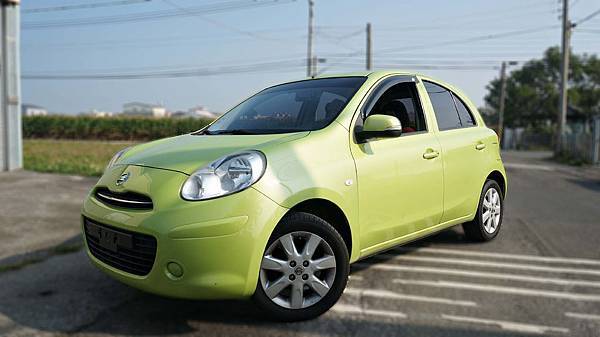 2012年 Nissan March 綠色 日產中古車 2012年 Nissan March 綠色 日產中古車