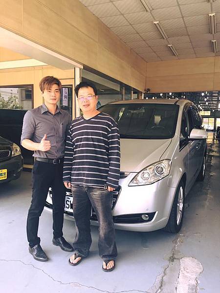 Best中古車聯盟 賀成交 10年luxgen Mpv 銀色 Best中古車聯盟 賀成交 10年luxgen Mpv 銀色