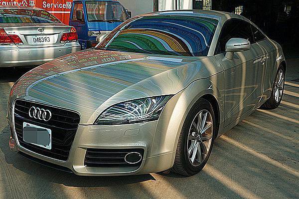 2011年 Audi TT 2.0 TFSI 銀色 奧迪中古車 2011年 Audi TT 2.0 TFSI 銀色 奧迪中古車