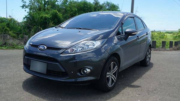 2012年 Ford Fiesta 灰色 福特中古車 2012年 Ford Fiesta 灰色 福特中古車