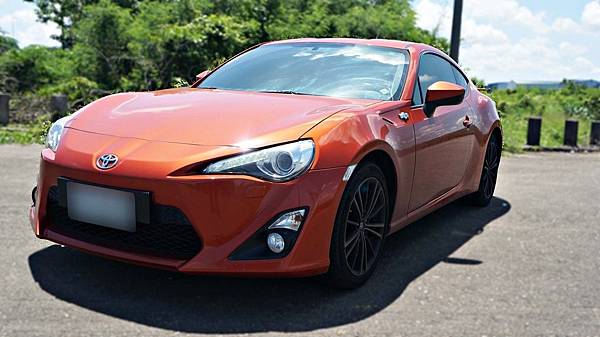 2013年 Toyota 86 橙黃色 豐田中古車 2013年 Toyota 86 橙黃色 豐田中古車