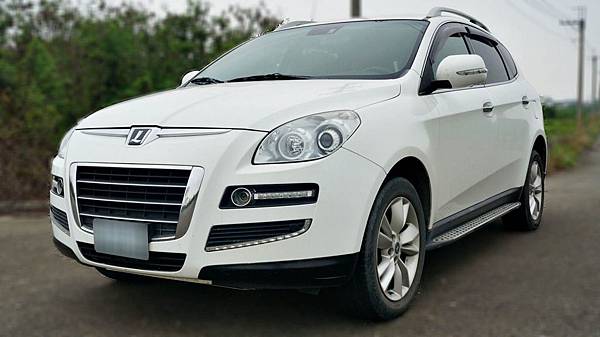 2011年 Luxgen SUV 白色 納智捷中古休旅車