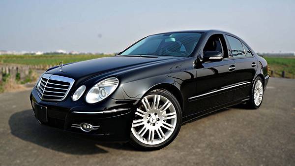 2006年 Benz E350 黑色 賓士中古車 2006年 Benz E350 黑色 賓士中古車