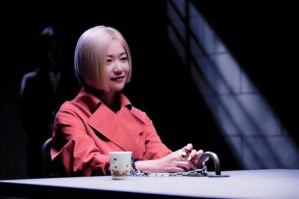 4.JPG 港片《 低压槽》电影剧照之一,最终大魔王到底是谁? .JPG