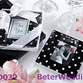 BD032-A0 Mod Dots Black & White Polka-Dot Glass Photo Coasters.jpg