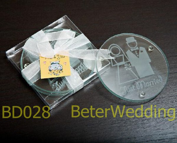 BD028_Bride and Groom glass coaster.jpg