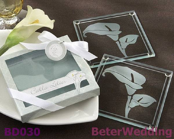 BD030-00_Calla Lilies Frosted-Glass Coasters in Floral-Inspired Gift Box.jpg