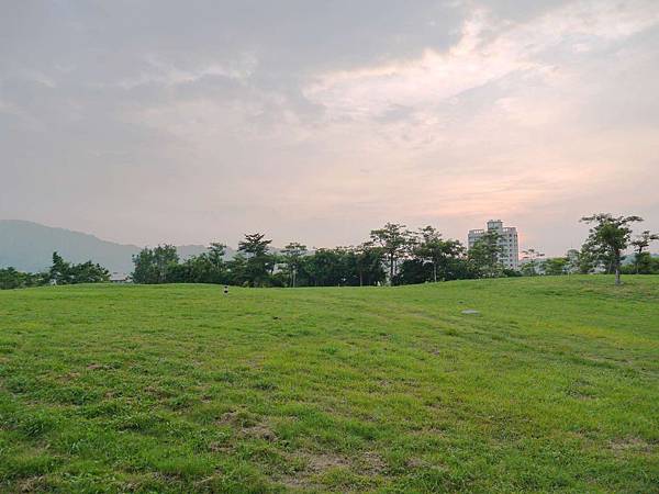 高雄拍婚紗推薦景點高雄美術館