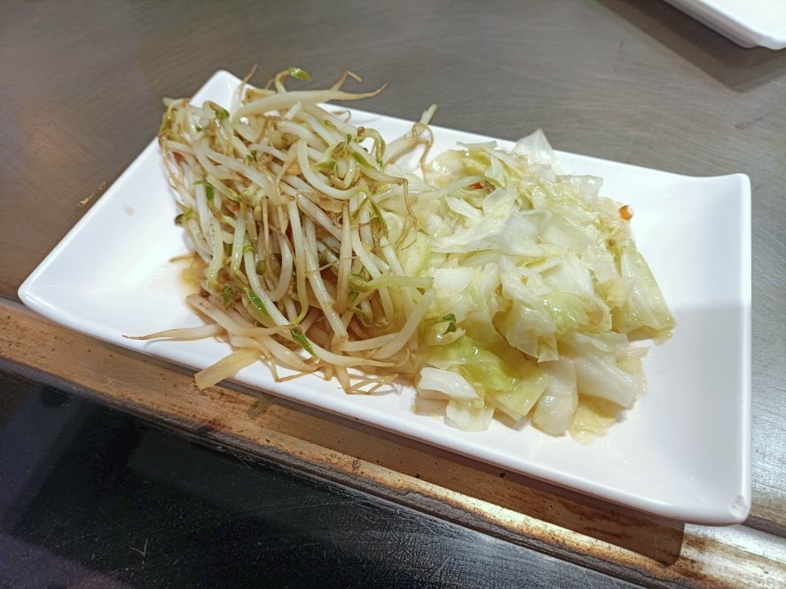 樹林美食|木本鐵板燒-樹林家樂福，最便宜套餐只要180元!加