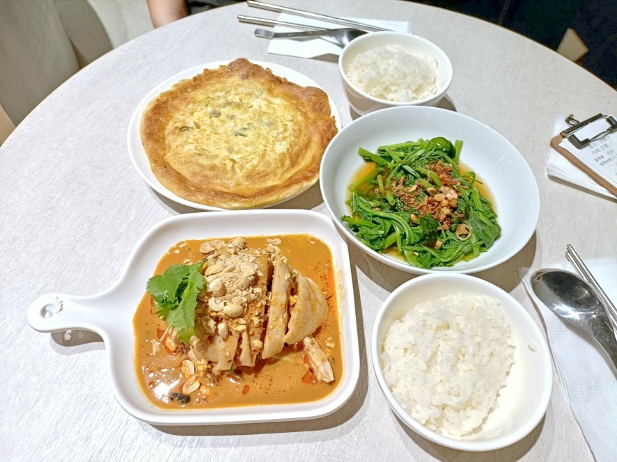 板橋美食|玖仰久仰-板橋傑仕堡門市。套餐、熱炒、滷味、炸物、