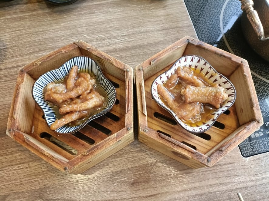 桃園美食|夯鴨响饌-藝文店，港式點心、熱炒皆可吃到飽!