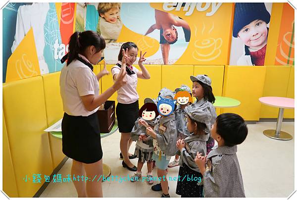 IMG_1937_meitu_18.jpg IMG_1937_meitu_18.jpg