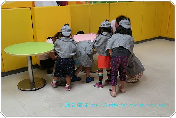 IMG_1938_meitu_19.jpg IMG_1938_meitu_19.jpg