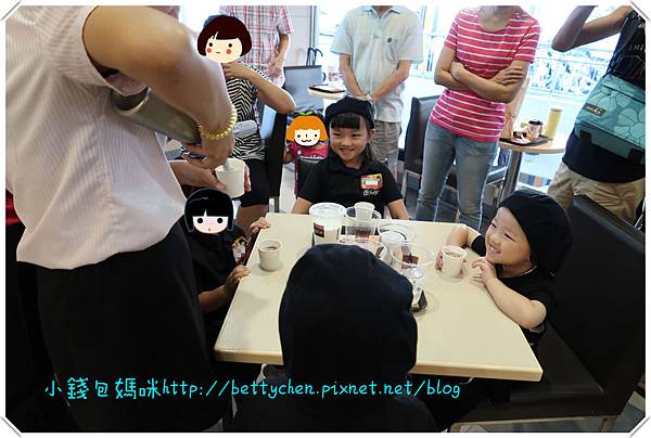 IMG_2646_meitu_14.jpg IMG_2646_meitu_14.jpg