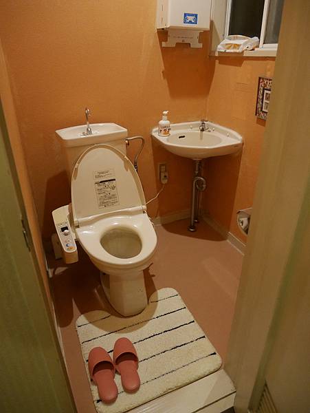 1040280.jpg 1040280.jpg