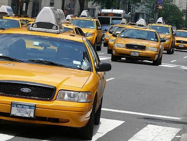 Yellow_cabs.jpg