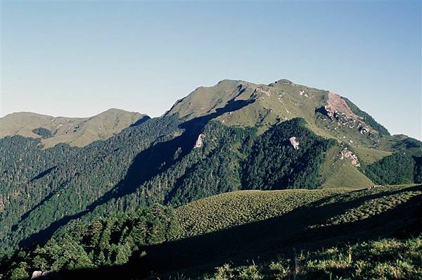 磐石西峰望奇萊北峰