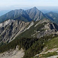 中央尖山