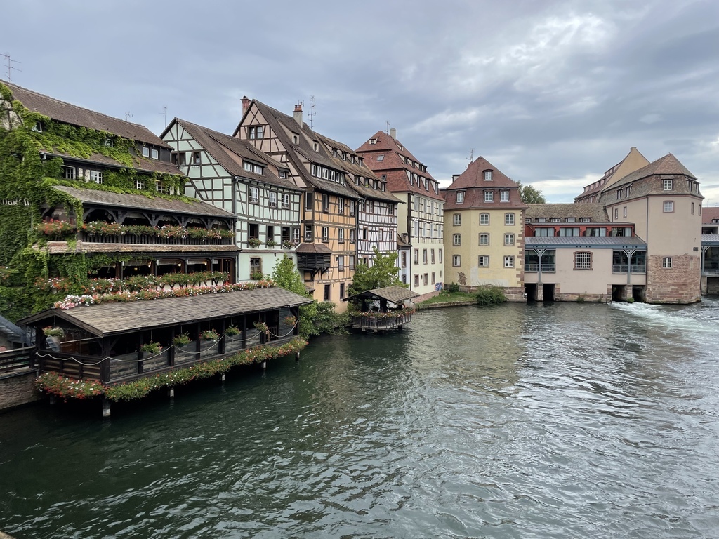 太一德瑞幸福14天蜜月旅行20230722(華航) 太一德瑞幸福14天蜜月旅行20230722(華航)