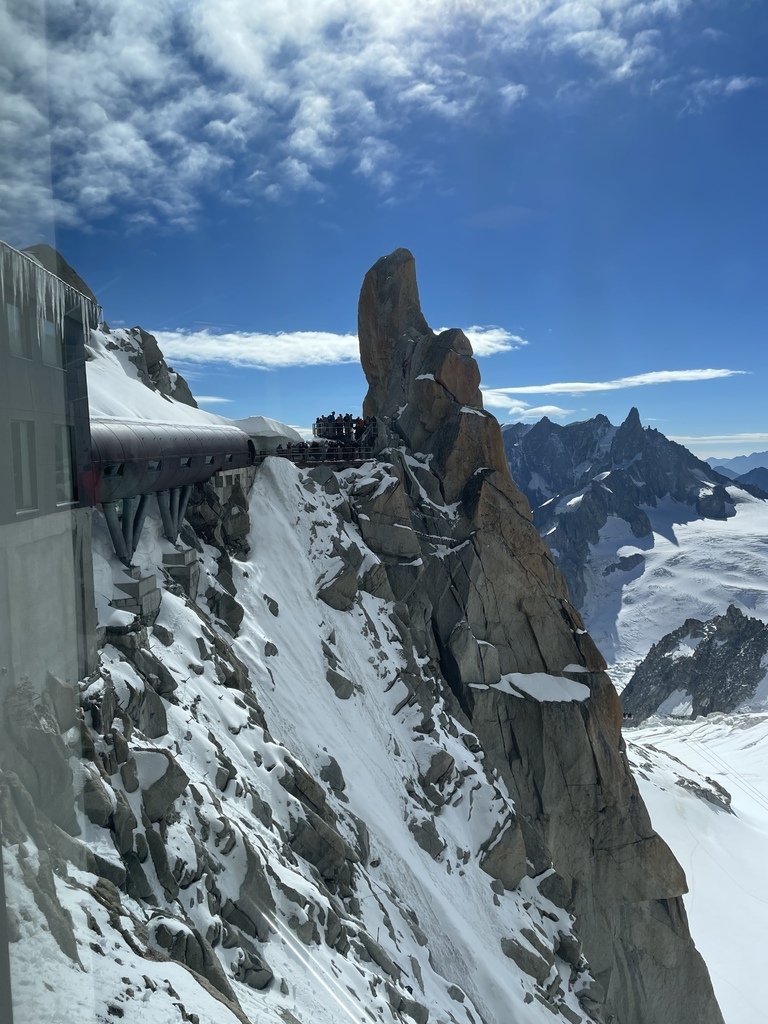 太一德瑞幸福14天蜜月旅行20230722(華航) 太一德瑞幸福14天蜜月旅行20230722(華航)