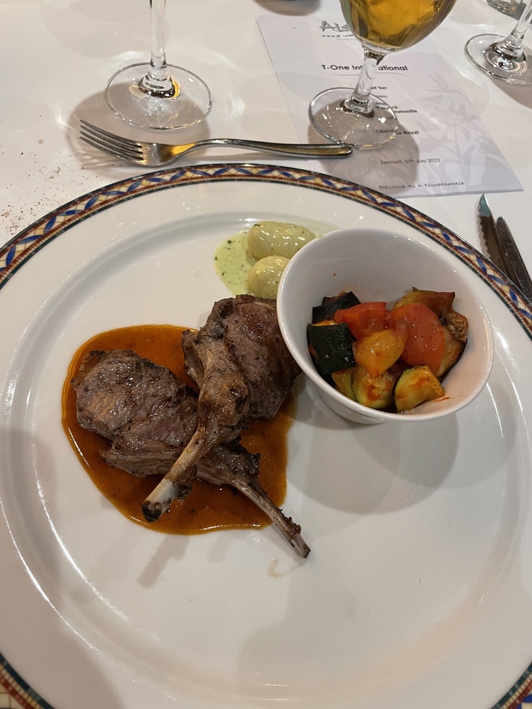 太一德瑞幸福14天蜜月旅行20230722(華航) 太一德瑞幸福14天蜜月旅行20230722(華航)