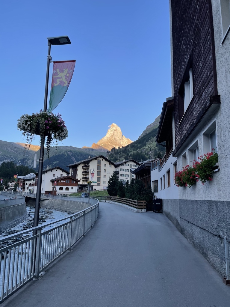 太一德瑞幸福14天蜜月旅行20230722(華航) 太一德瑞幸福14天蜜月旅行20230722(華航)