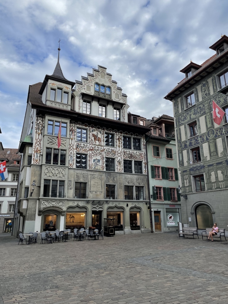 太一德瑞幸福14天蜜月旅行20230722(華航) 太一德瑞幸福14天蜜月旅行20230722(華航)