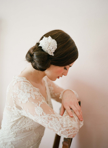 Twigs-Honey-2012-Lace-Hair-Clip-Style-233