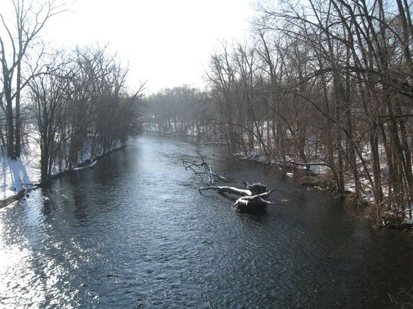 冬天的Huron River1