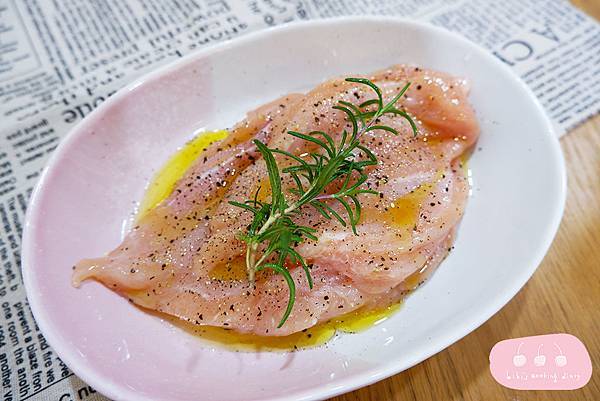 摩堤MULTEE 新品開箱.微波爐料理・烤箱料理.20cm微波烤箱蒸籠組.健康快煮新選擇! - 第22張圖 DSCF7707.JPG