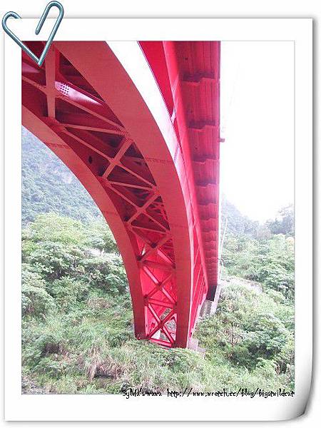 大紅色砂卡礑橋