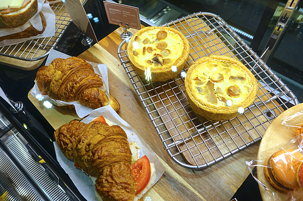 螢幕快照 2015-10-06 下午7.00.58.png