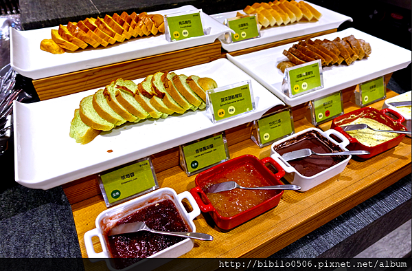 螢幕快照 2015-10-28 下午1.47.37.png