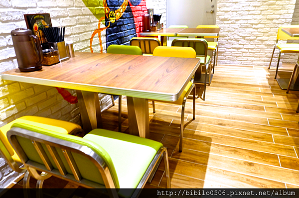 螢幕快照 2015-11-03 下午11.34.52.png