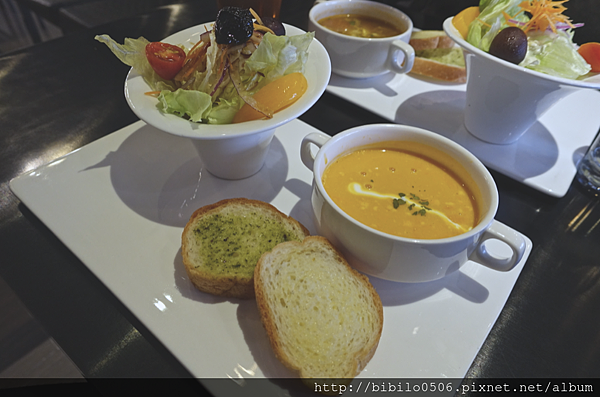 螢幕快照 2016-01-14 上午12.12.59.png