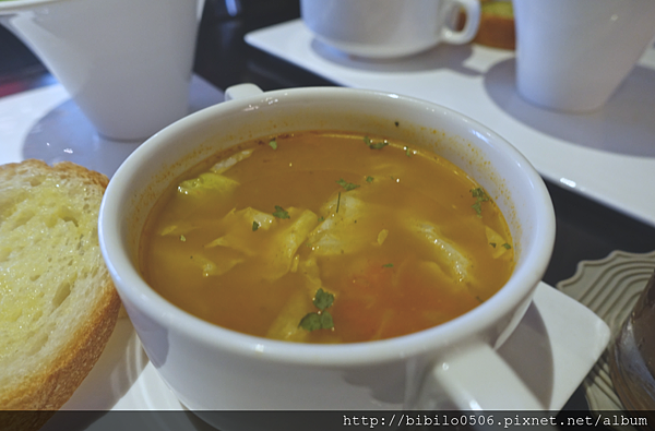 螢幕快照 2016-01-14 上午12.13.43.png