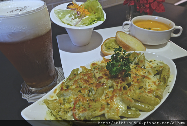 螢幕快照 2016-01-14 上午12.15.18.png