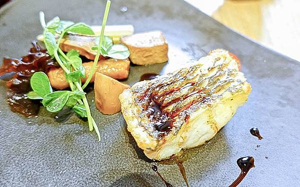 螢幕快照 2016-12-30 上午1.40.03.jpg