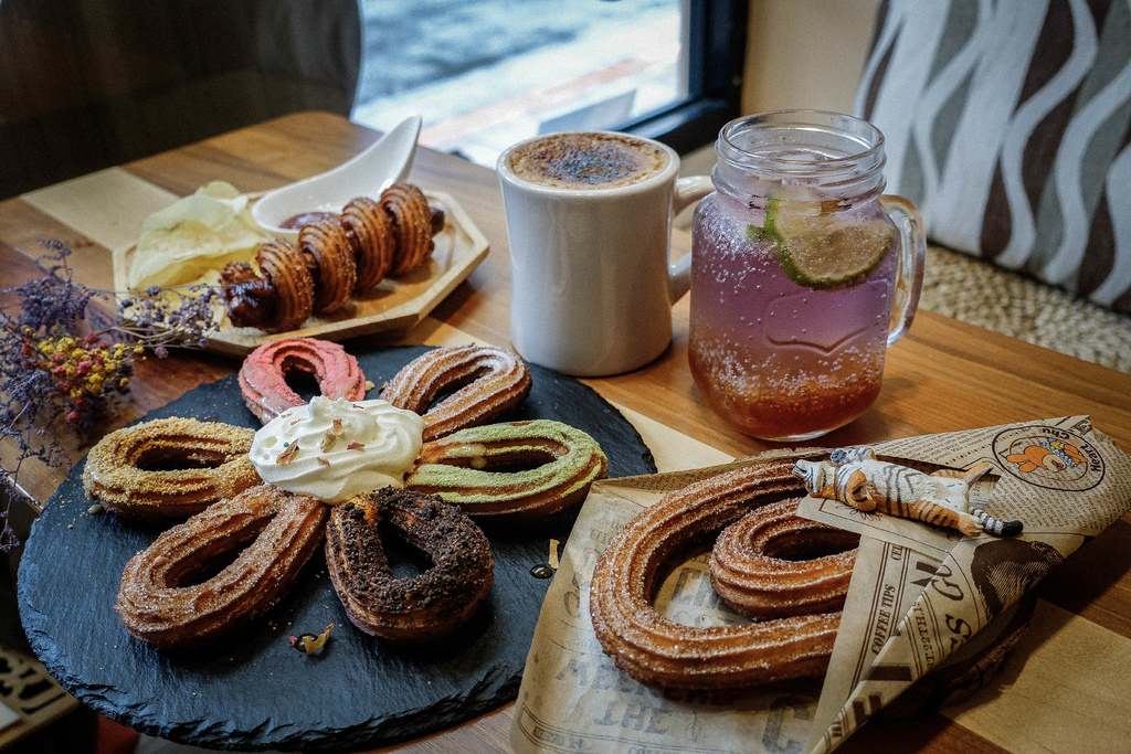 哈啾吉拿甜心館heart Churros X魔王台北松山區小巨蛋下午茶可外送好吃好拍好可愛吉拿棒餐廳捷運小巨蛋站內文有店家資訊