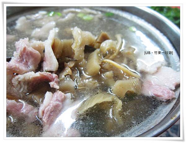 竹東-新福飲食店福菜三層肉湯