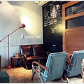 田樂-2F沙發區.JPG