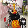 好樣棒棒-長頸鹿娃娃車.JPG