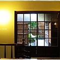 珍珠茶屋-後門.JPG